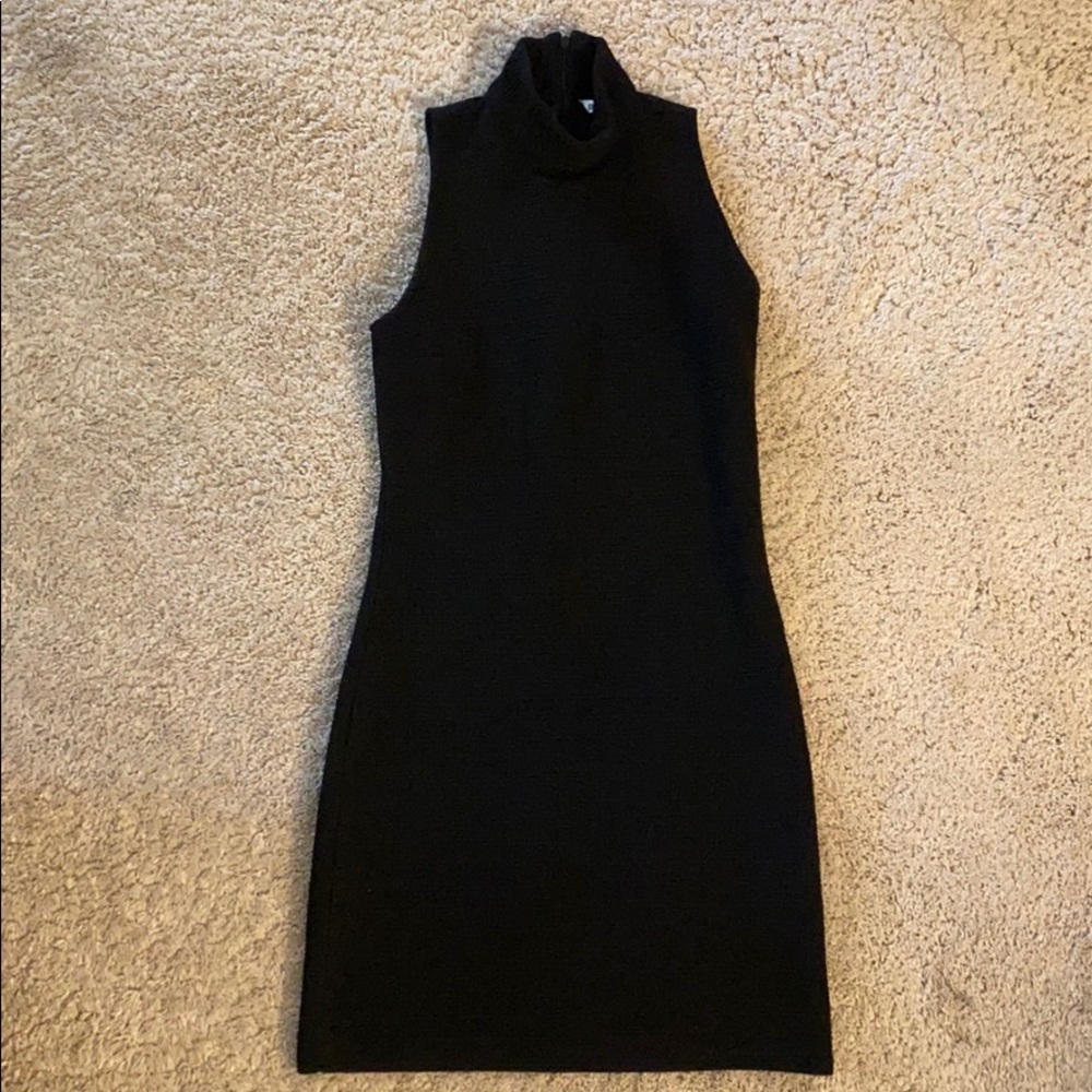 Black Body con dress